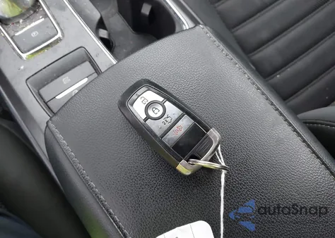 2018 Ford Fusion Hybrid Se from USA, damaged, VIN 3FA6P0LU7JR133365